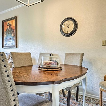 Modern Lakeside Golf Course Retreat With Deck! Canyon Lake Exterior photo